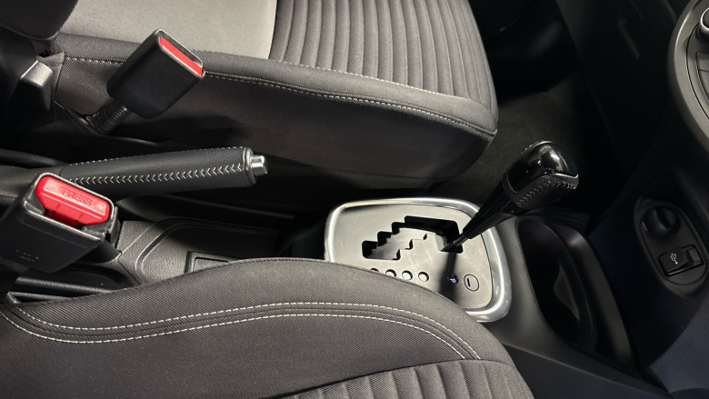 Toyota Yaris 1.5 Hybrid Icon Tech 5dr CVT Hybrid Hatchback